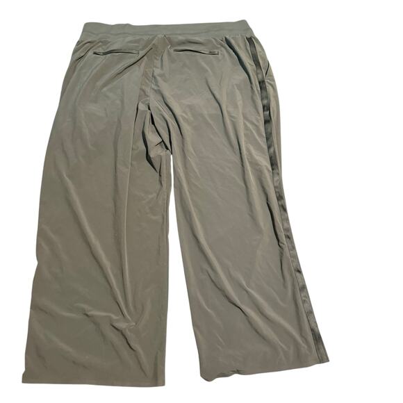 Athleta Nolita Wide Leg Pull-On Pants, Mountain Olive Green, Plus Size 26W - Picture 4 of 8